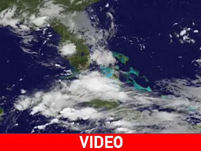 Ο κυκλώνας «Ερνέστο» απειλεί τη χερσόνησο Γιουκατάν