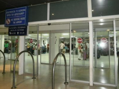 Κάλεσμα διαμαρτυρίας για τον Γερμανό αστυνομικό στο αεροδρόμιο Ηρακλείου Κάλεσμα διαμαρτυρίας για τον Γερμανό αστυνομικό στο αεροδρόμιο Ηρακλείου