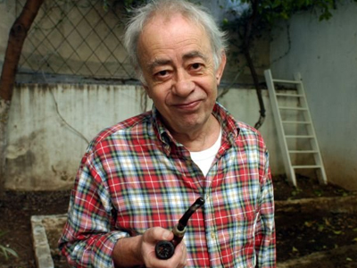 Το Βραβείο Γαλλικής Γλώσσας 2012 στον Βασίλη Αλεξάκη Το Βραβείο Γαλλικής Γλώσσας 2012 στον Βασίλη Αλεξάκη