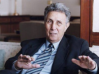 Απεβίωσε ο πρώτος πρόεδρος της Αλγερίας Απεβίωσε ο πρώτος πρόεδρος της Αλγερίας