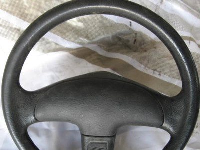 Τα πήρε «σβάρνα» ο οδηγός του βουλευτή