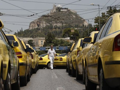 Τι προβλέπεται στο Μνημόνιο ΙΙΙ για ταξί και φορτηγά Τι προβλέπεται στο Μνημόνιο ΙΙΙ για ταξί και φορτηγά