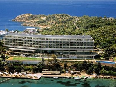 Συνολικά 13 μνηστήρες για τον «Αστέρα»