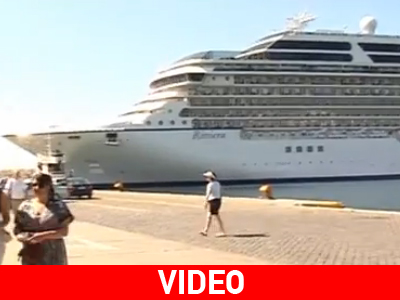 Yποδέχθηκαν το κρουαζιερόπλοιο «Ριβιέρα» Yποδέχθηκαν το κρουαζιερόπλοιο «Ριβιέρα»