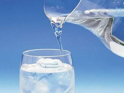 Κατάλληλο για κατανάλωση το νερό Λουτρακίου