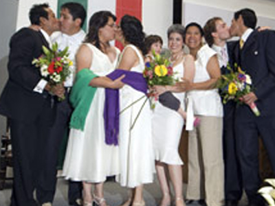 Γαμήλιες καμπάνες για 5 ομοφυλόφιλα ζευγάρια στο Μεξικό