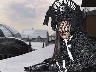 “Τσαρίνα”…η Naomi Cambell