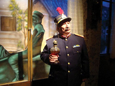 “Ένας ήρωας με παντόφλες” των Σακελλάριου- Γιαννακόπουλου