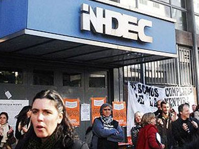 «Kαλπάζει» η οικονομία της Αργεντινής