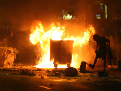 Τα έκαναν γυαλιά καρφιά στον Άγιο Δημήτριο