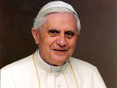 Δεκαπενθήμερη Σύνοδο ανήγγειλε ο Πάπας