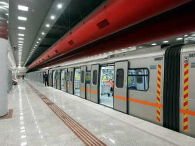 ΜΕΤΡΟ: Σύγχυση και ταλαιπωρία