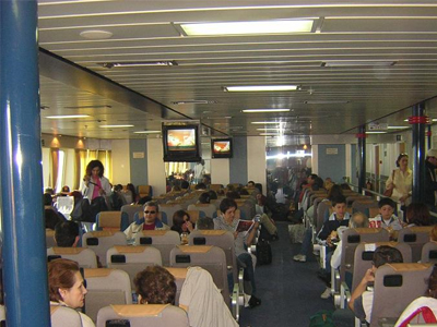 Ταλαιπωρία για 687 επιβάτες… λόγω μπουκαπόρτας