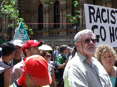 Συλλήψεις διαδηλωτών αντιρατσιστικής συγκέντρωσης