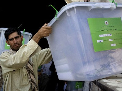 Oι πρώτες «εκλογικές» εκρήξεις στο Αφγανιστάν