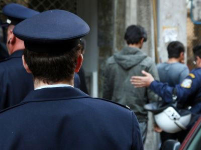 Κρούσματα ψώρας σε τμήμα δίωξης λαθρομεταναστών