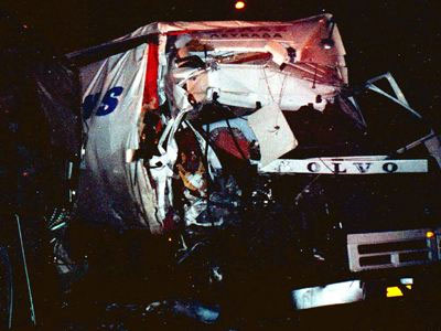 Φορτηγό τράκαρε με φορτηγό