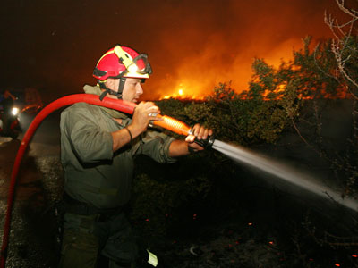 Παράξενη φωτιά στην Άνδρο
