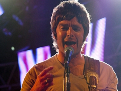 Τα βρόντηξε και αποχώρησε από τους Οasis, ο Noel Gallagher