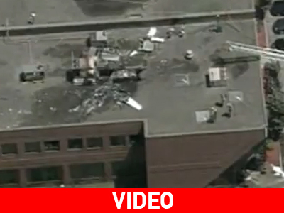 Μικρό αεροσκάφος συνετρίβη σε κτίριο στο Τορόντο