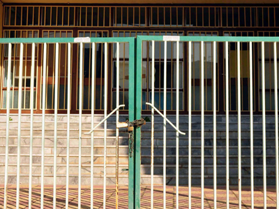 Κλειστά λόγω… γρίπης