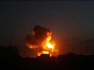 Τρεις τραυματίες από ισραηλινή αεροπορική επίθεση στη Γάζα