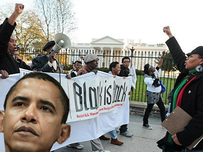 Ηχηρή διαδήλωση αφροαμερικανών… κατά Obama