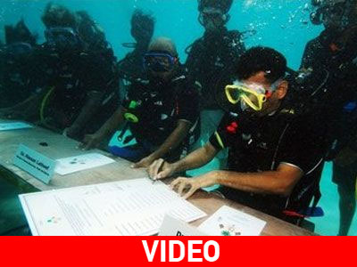 Υπουργικό συμβούλιο στο βυθό