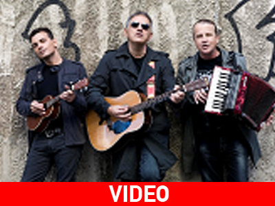 “Με λίγη βοήθεια απ’ τους φίλους μου”