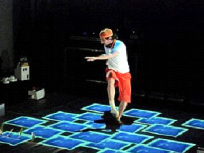 Θέατρο Νέων -Το ασχημόπαπο