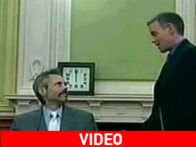 Πρόταση γάμου στο φίλο του… εν μέσω συμβουλίου