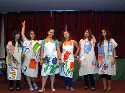 4ο Γυμνάσιο Ελευσίνας, «Μια τρελή τρελή πολυκατοικία»