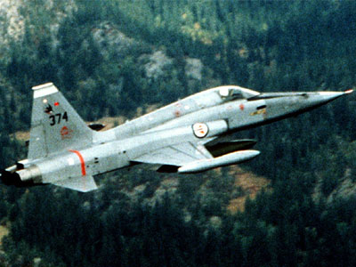 Βέλγος εξήγαγε παράνομα ανταλλακτικά του αεροσκάφους F-5 στο Ιράν