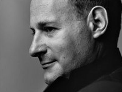 Aπεβίωσε ο φωτογράφος των διασήμων