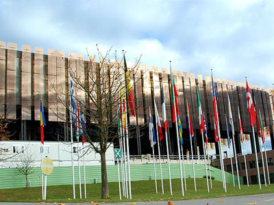 Νέο “ραβασάκι” της Κομισιόν στην Ελλάδα