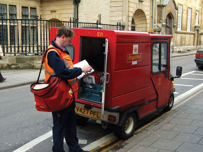 “Bασιλικές” προσλήψεις ενόψει Χριστουγέννων