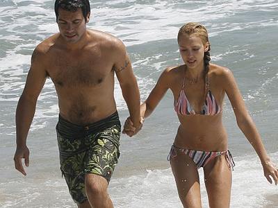 Η ανανεωμένη σιλουέτα της Jessica Alba