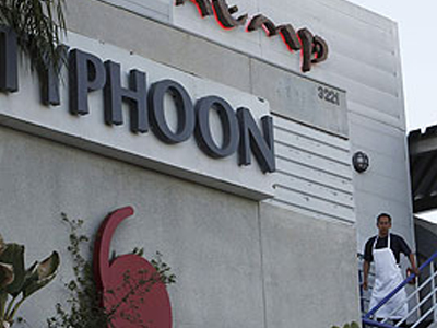 «Καμπάνες» για εστιατόριο που σέρβιρε κρέας φάλαινας