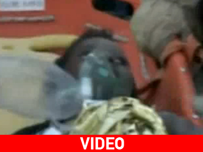 Επιβίωσε για 15 ημέρες κάτω από τα συντρίμμια