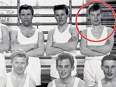 Ποιος διάσημος κρύβεται πίσω από τη φωτογραφία;