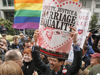 Δικαίωση για τους ομοφυλόφιλους της Καλιφόρνια