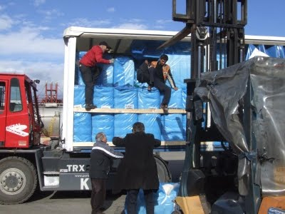 Έκρυβε λαθρομετανάστες σε φορτηγό με καρπούζια