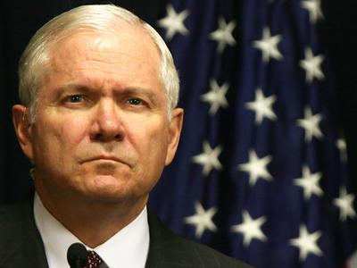 Gates: Επικίνδυνη η “αποστρατιωτικοποίηση” της Ευρώπης