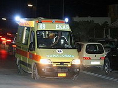 Τροχαίο με ένα τραυματία στη γέφυρα της Βαρυμπόμπης