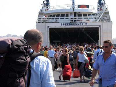 Αυξημένη η κίνηση στα λιμάνια