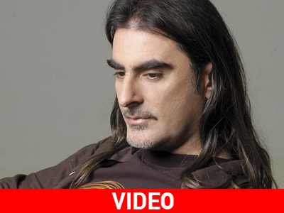 Ο Φίλιπποs Πλιάτσικαs στην Aκτή Δυμαίων