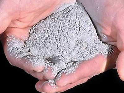 Ηφαιστειακή τέφρα… προς πώληση