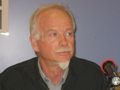 Ο Εβραίος, Uri Davis, κερδίζει έδρα στο Συμβούλιο της Fatah