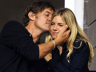 Νέος έρωτας για τη Sienna Miller