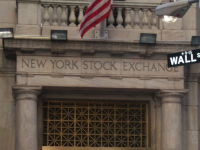 Ανοδικό κλίμα στη Wall Street